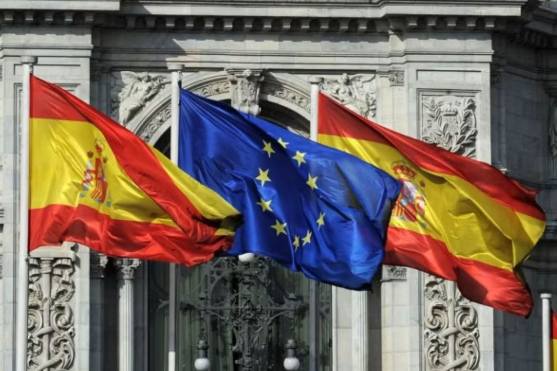european-union-flags-spain