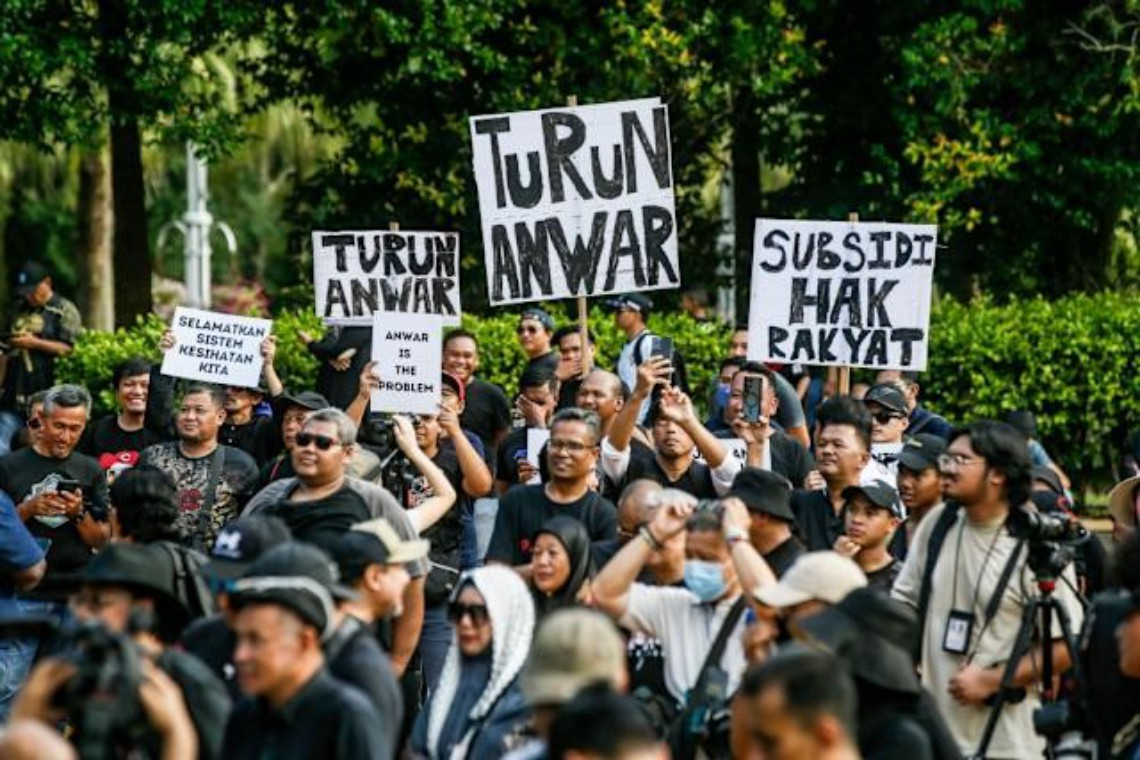 Protests in Kuala Lumpur Proceed Despite Latest Measures Curbing Cost of Living Challenges